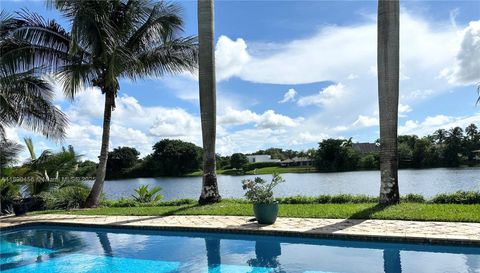 960 Bayberry Point Dr