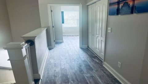 1873 Sterling Oaks Cir NE