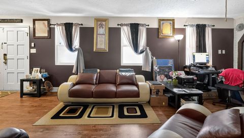 4077 Burning Tree Ln