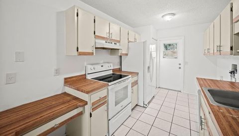 655 ROSEWOOD