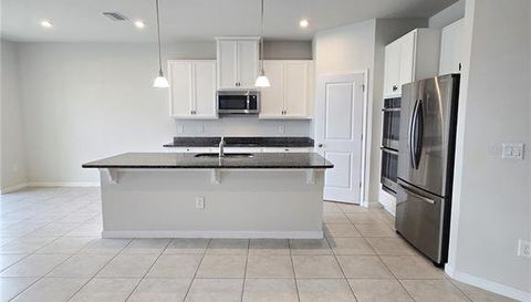 10156 AGAVE COURT