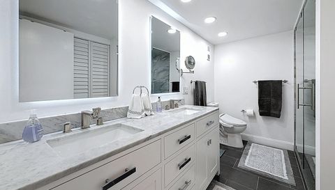 1581 Gulf Blvd #102N Clearwater