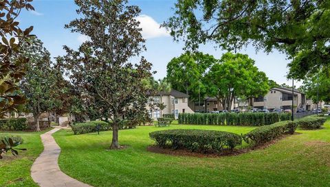 2929 ANTIQUE OAKS CIRCLE