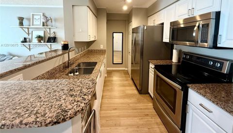 1155 Brickell Bay Dr