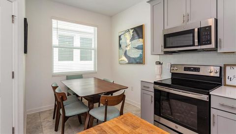 5616 QUIET PALM LOOP