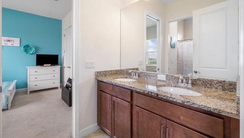 5850 Whippoorwill Cir
