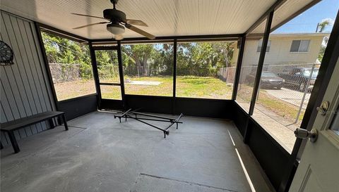 1930 WALTON STREET S