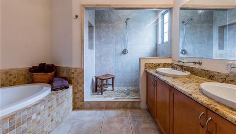 3814 VILLAS DEL SOL COURT