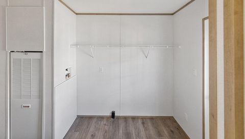 101 Blades Village Dr