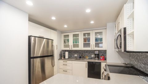40 E 9th Street