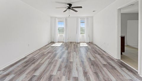 10019 Geese Trail Cir