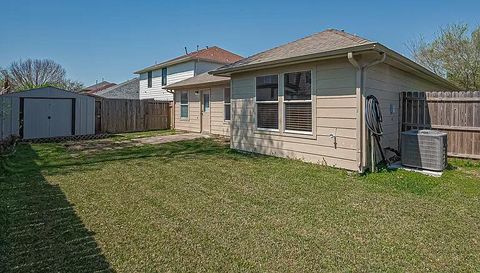 5322 Cinnamon Lake Dr