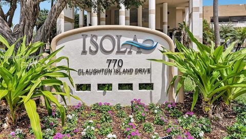 770 Claughton Island Dr