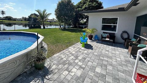 5052 Woodstone Circle