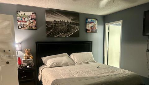 1025 Green Pine Blvd