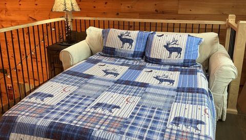 910 English Mountain Rd