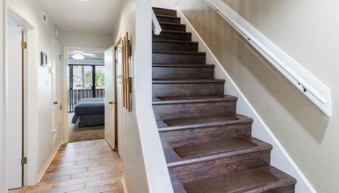 704 Horseshoe Bay BLVD