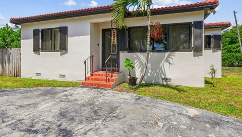 1224 N 26th Ave