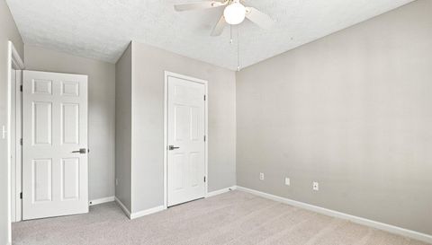 3684 Lantern Walk Ln