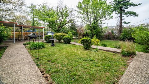 1609 Crestview Dr