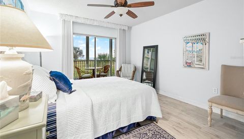 1150 Tarpon Center