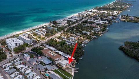 2405 N BEACH ROAD