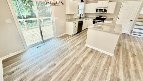 3904 Trade Wind Ct