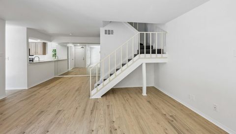 5200 Martel Ave #7d