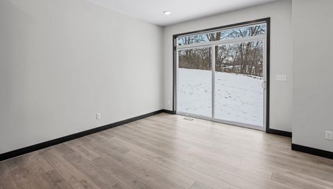 7440 Glengarry Place