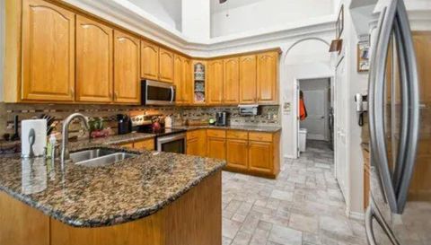 1900 Griff Wood Ct