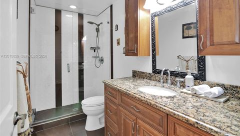 20914 La Questa Ct