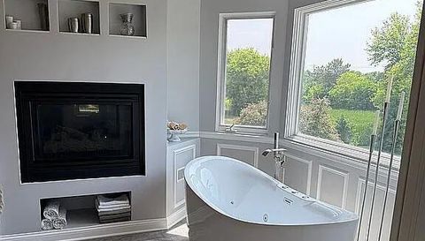 6N274 W Ridgewood Ln