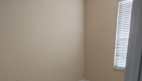 5398 Oxford Manor Cir