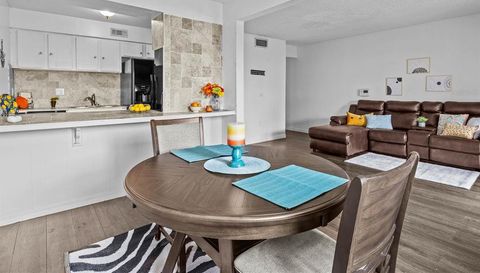 1000 Lake Of The Woods