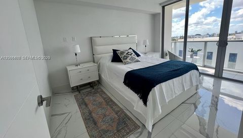 9521 E Bay Harbor Dr