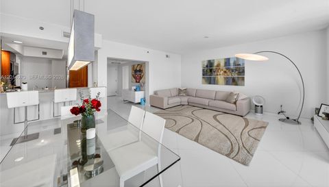 2711 N Ocean Dr