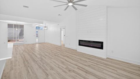 4084 Drifting Sand Trail