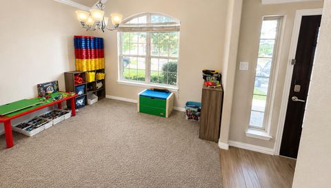 347 Chamberlain Dr