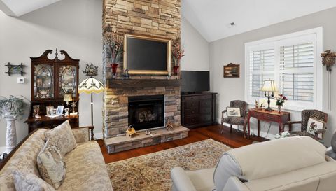 3757 Laurel Park Hwy Hendersonville