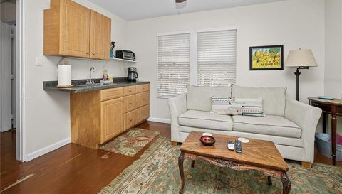 2218 Brevard