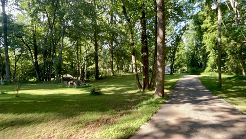 73 Arthur Anderson Rd