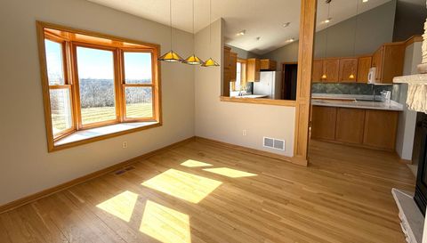 912 Aurora Circle