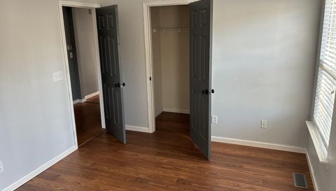 226 N Orchard Farms Ave