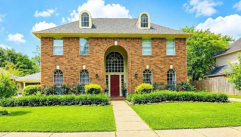 3227 Waters Way Dr