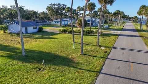 5040 RIVERSIDE DRIVE