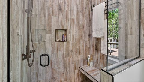 1625 River Bluffs Dr