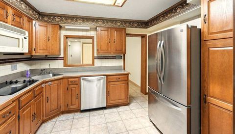 2200 Yellow Creek Rd