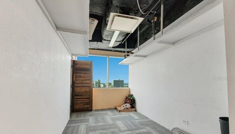 207 Calle Del Parque