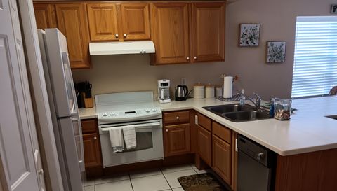 13999 Gulf Blvd #201