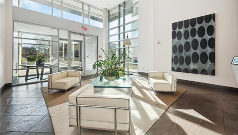 4545 Lindell Boulevard